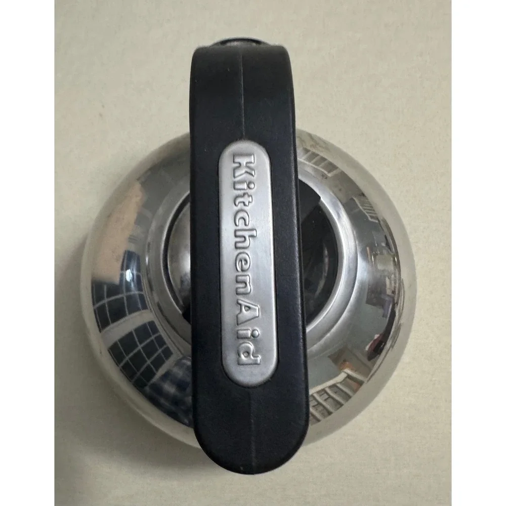 KitchenAid Stainless Steel Whistling Kettle 2 Quart 1.9L Black Handle‎